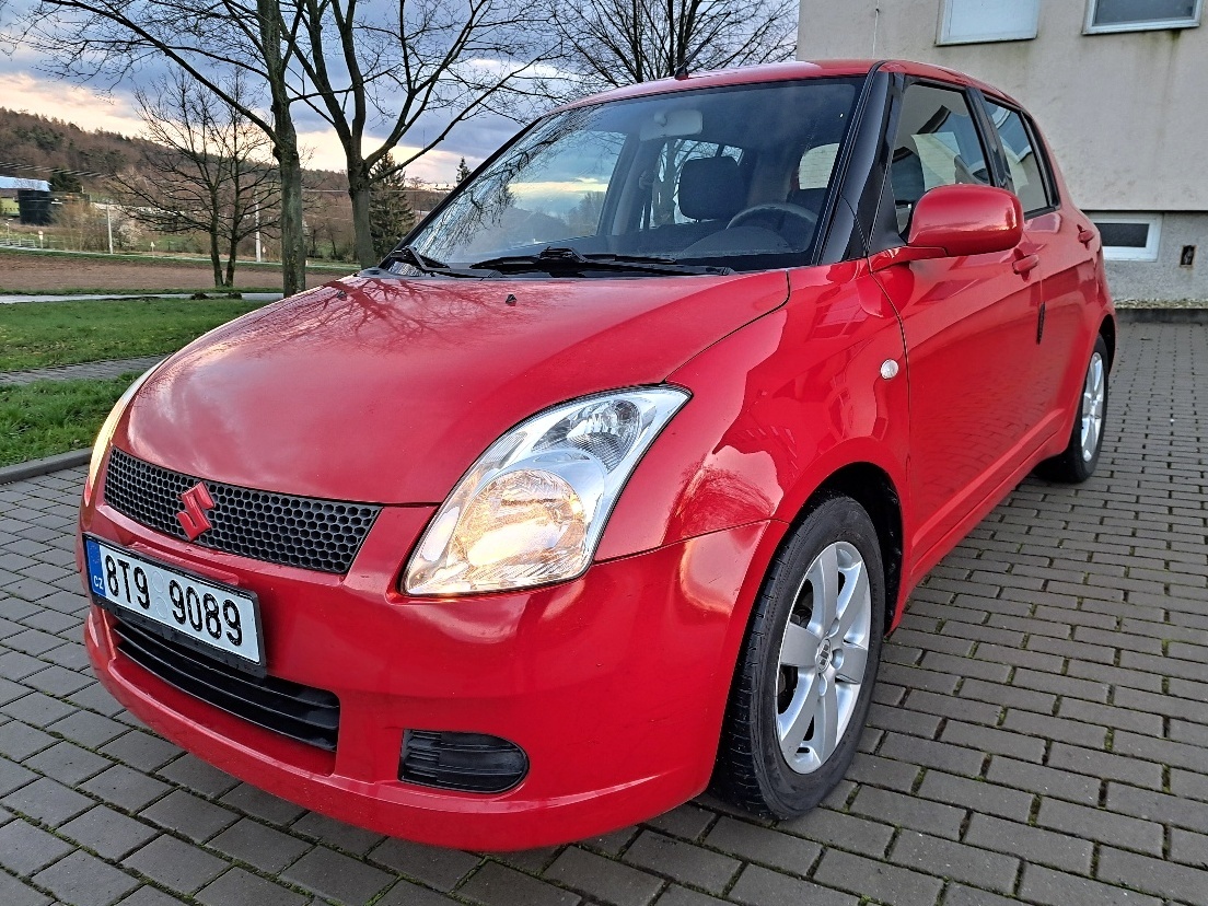 SUZUKI SWIFT 1.3i 2008 KLIMA, ALU, NOVÁ STK, 2x KOLA, CZ