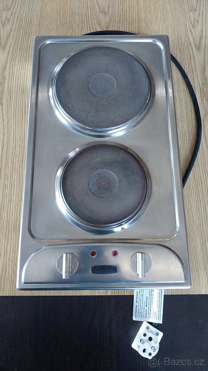 Prodám starší vestavné elektrické varné desky MORA - 2 kusy
