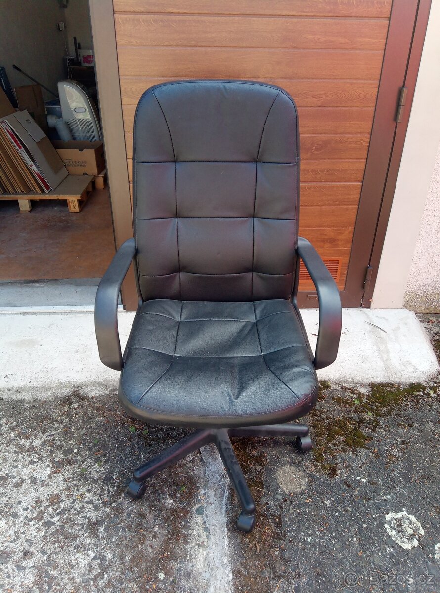 Kancelářská židle černá 1