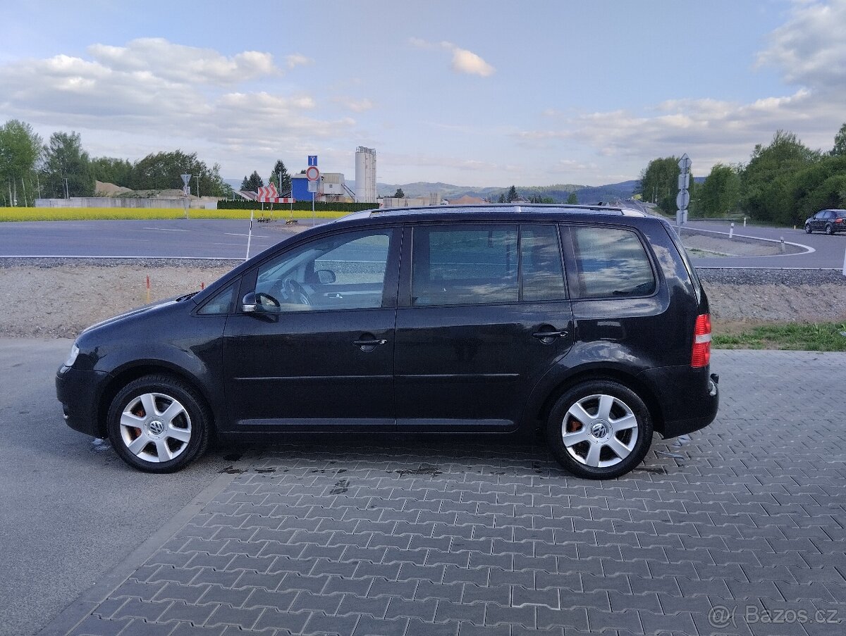 VW Touran 2,0 TDI Highline