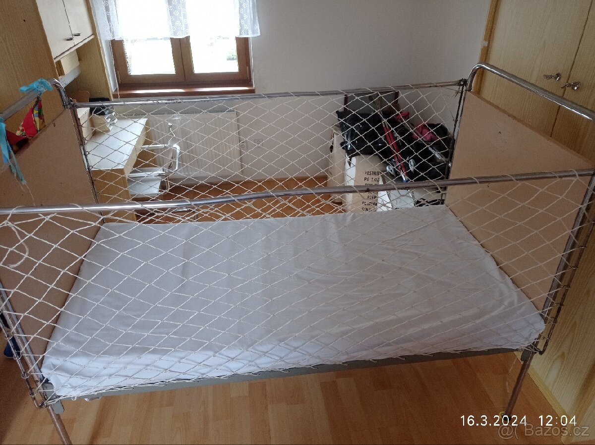 Retro dětská postýlka 70x140cm
