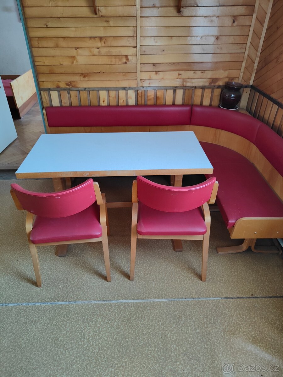 Jídelní set