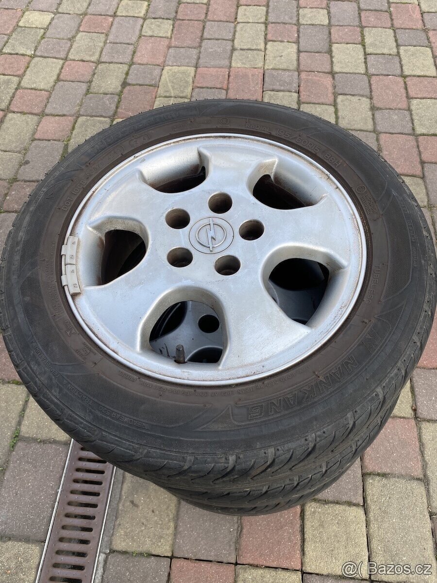 5x100 195/60 R15