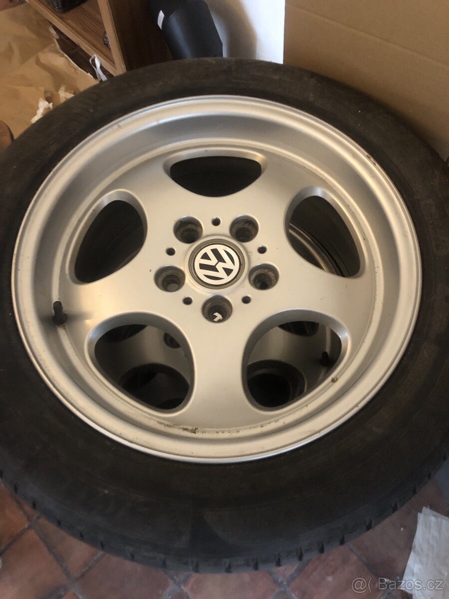 ALU kola T5 a T6 vč. pneu