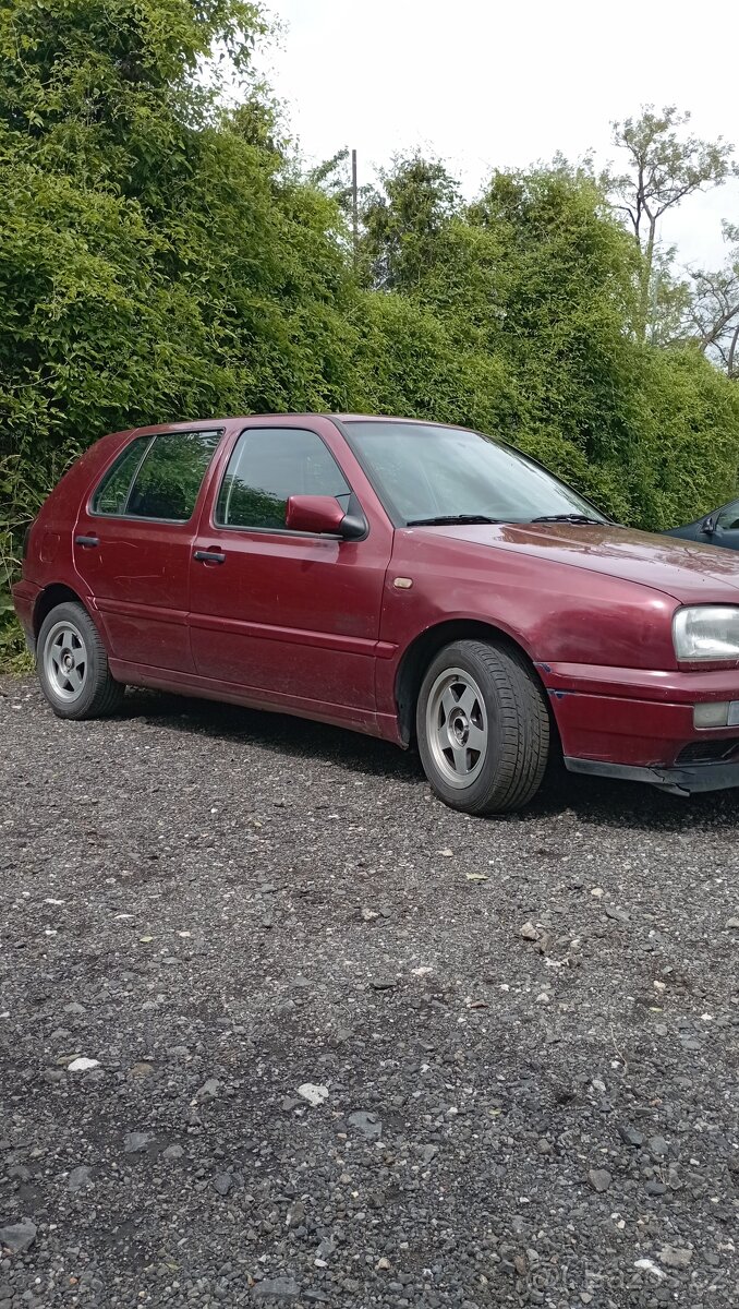 Volkswagen Golf 3 1.8i 55kw