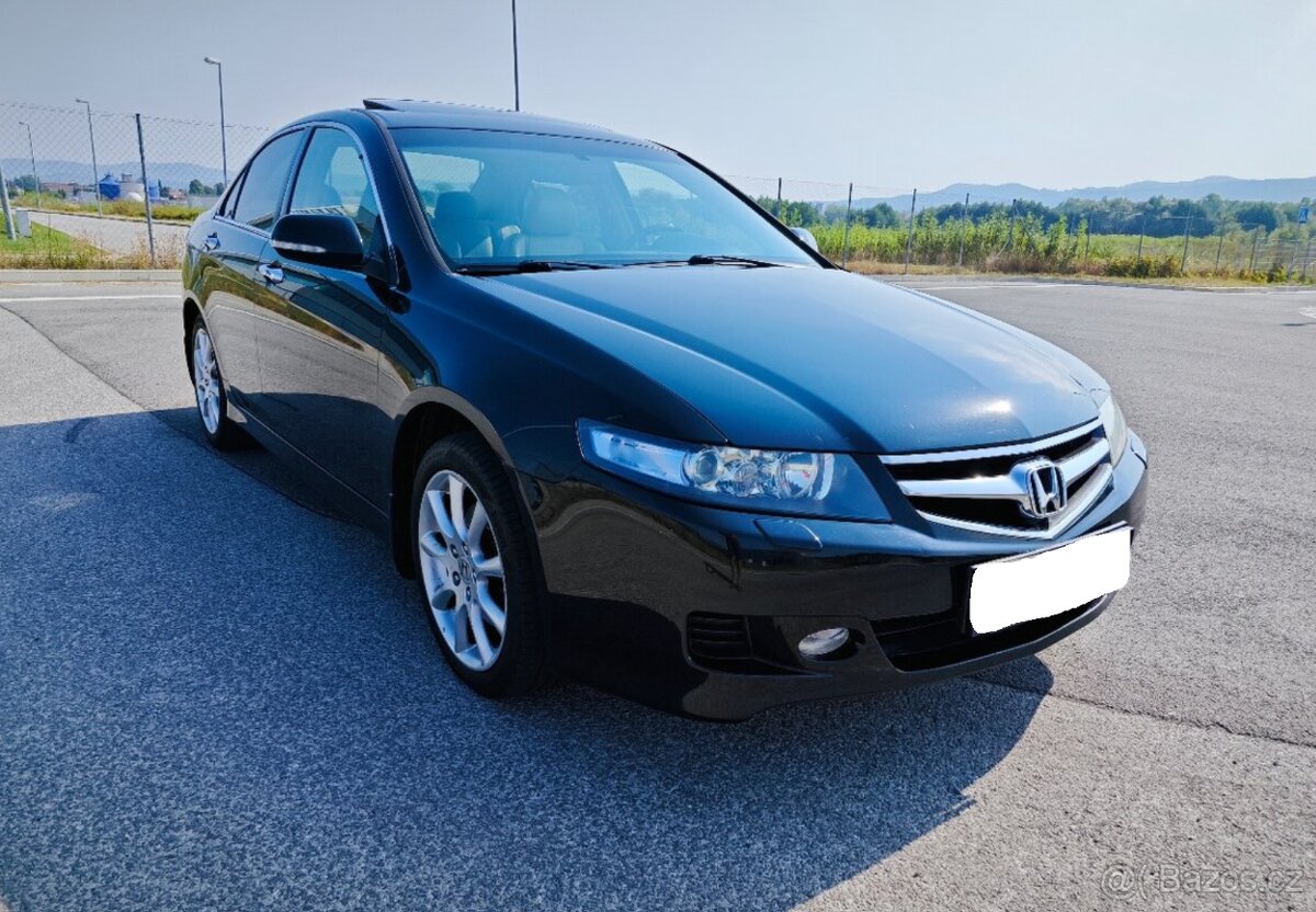 Honda Accord 2.4 benzín 140kw manual