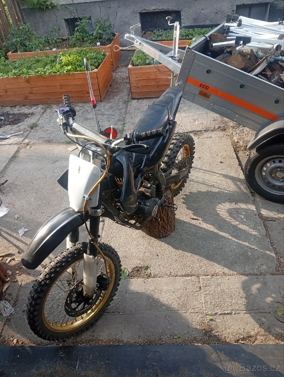 Pit bike xmotos 200ccm