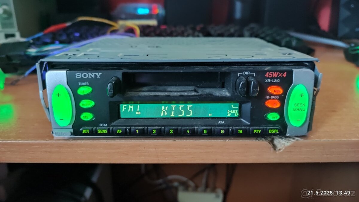 🎶 Autorádio Sony XR-L210 – funkčnà ✅