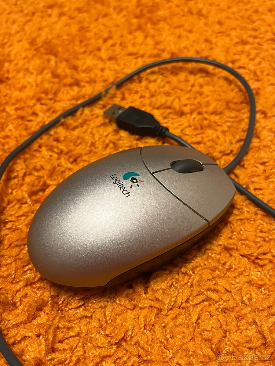 Laserová myš Logitech