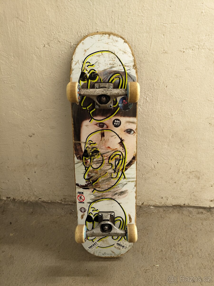 Skateboard