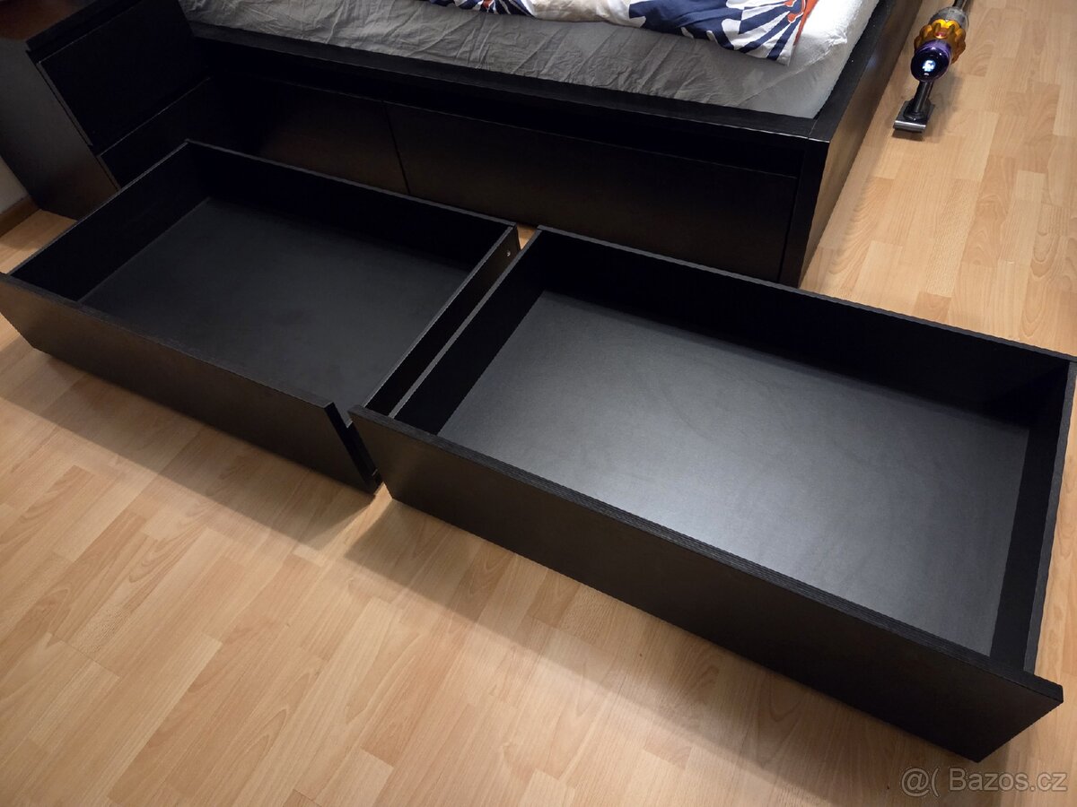 MALM Úl.prostor pro vys.rám postele, černohnědá, 200 cm