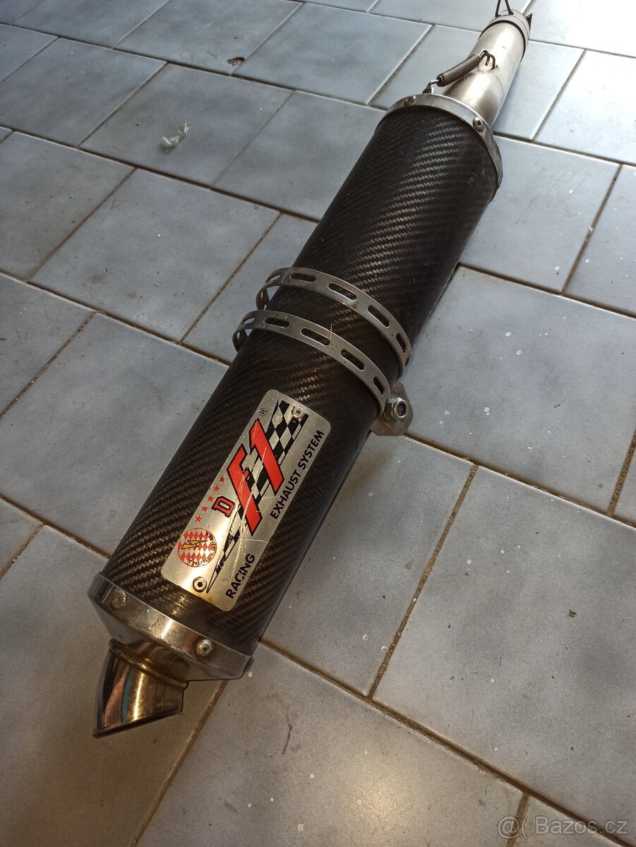 Yamaha R6 laděný výfuk