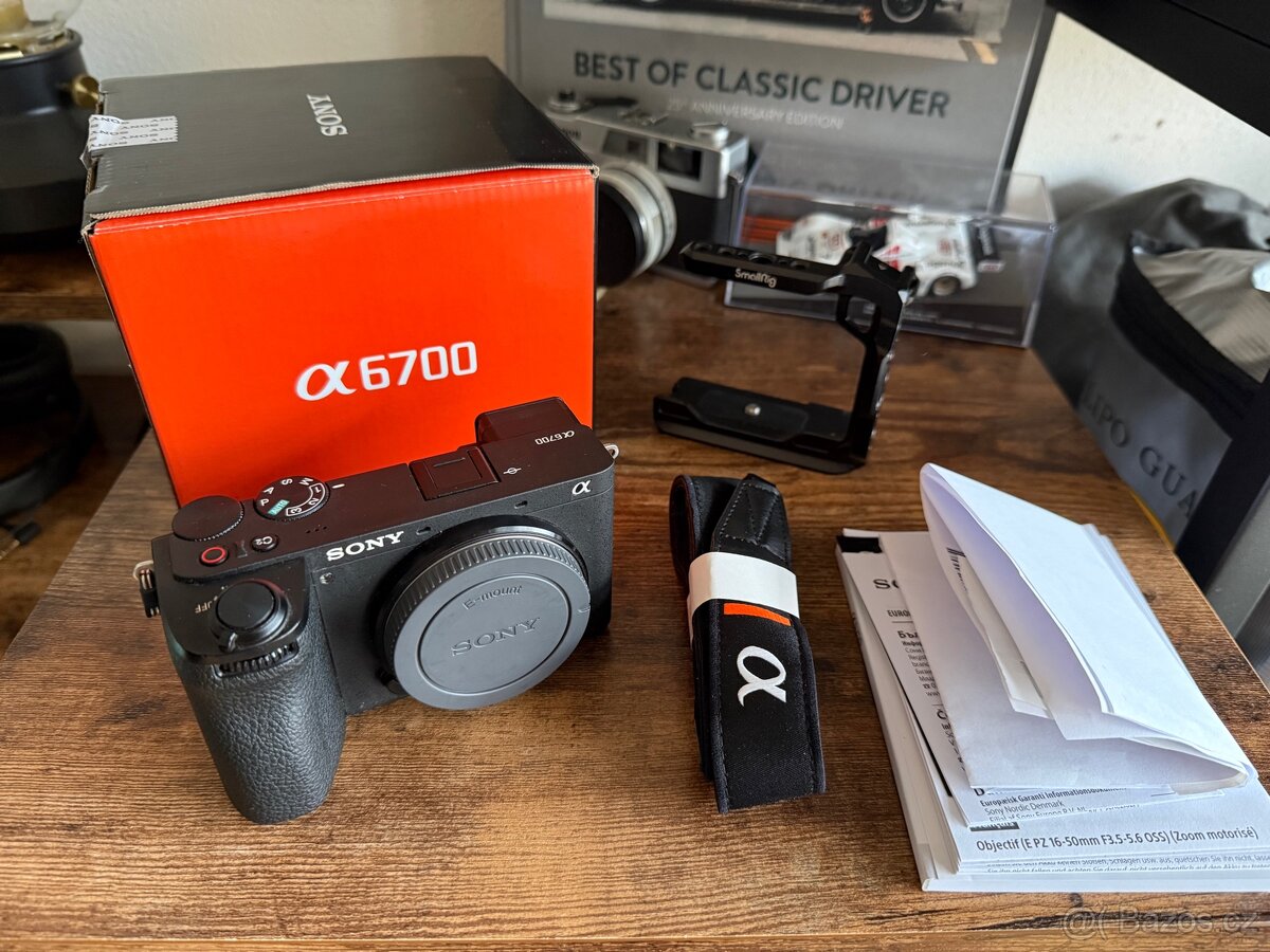 SONY a6700 + half cage Smallrig