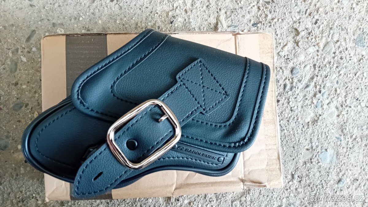 Harley-Davidson Dyna 96-05 boční brašna Saddlemen