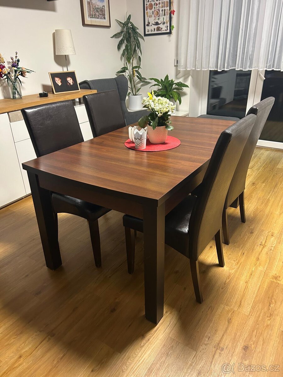 Stůl + židle + komoda + komoda pod tv