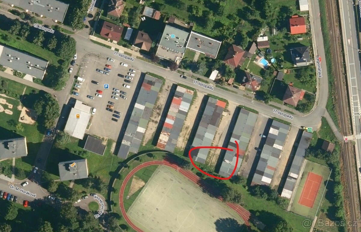 Pronajmu garáž v ulici 17. listopadu