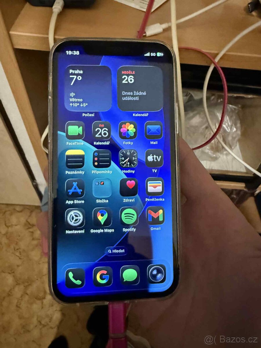 Prodámnebo vymenim iPhone 12 256 na náhradní dily