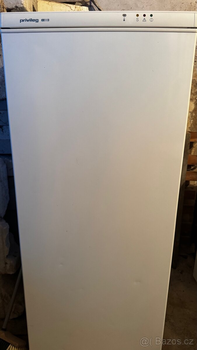 Mrazák Privileg 146 vysoký