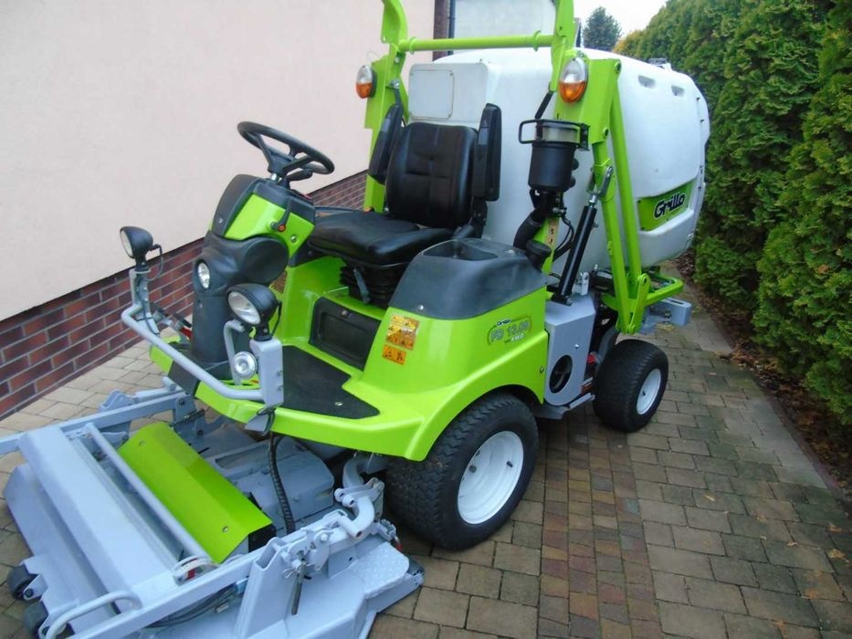 Profesinalni trakror Grillo Fd 13.09