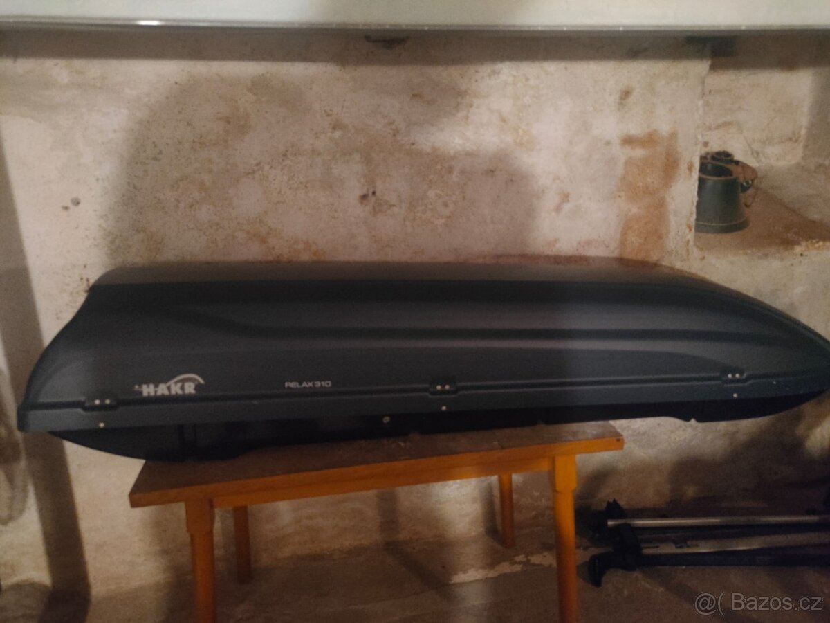 Střešní box hakr relax 310