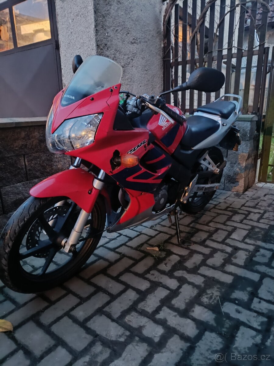 Honda CBR125R 2005