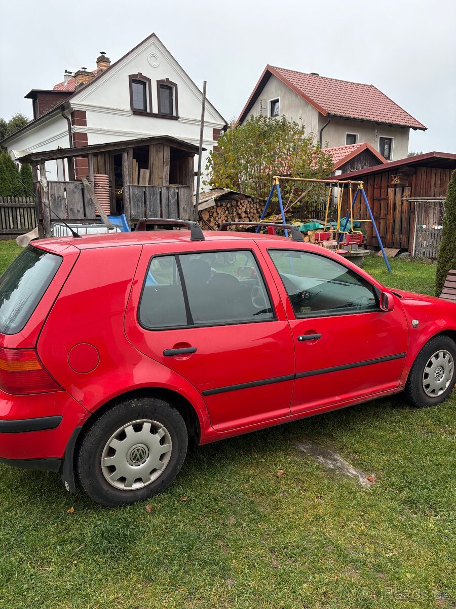 Golf 4 1.6 benzin