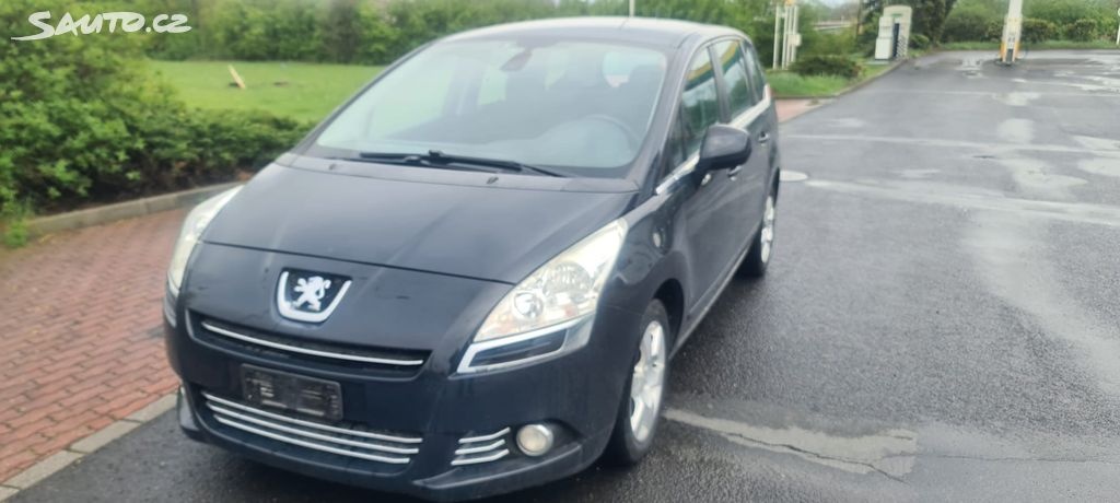 Peugeot 5008 1,6 Hdi 82 kw.6 rychl.2011
