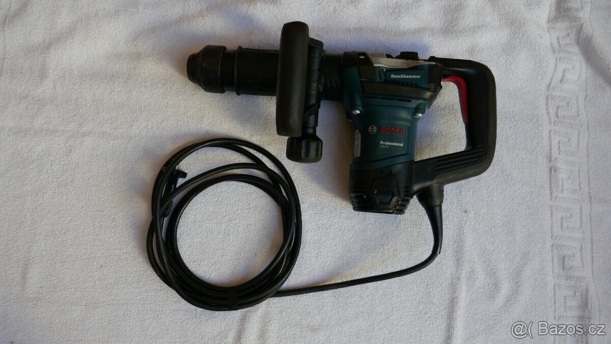 BOSCH GSH 5 Sekací kladivo, příkon 1100 W, 5,6 kg