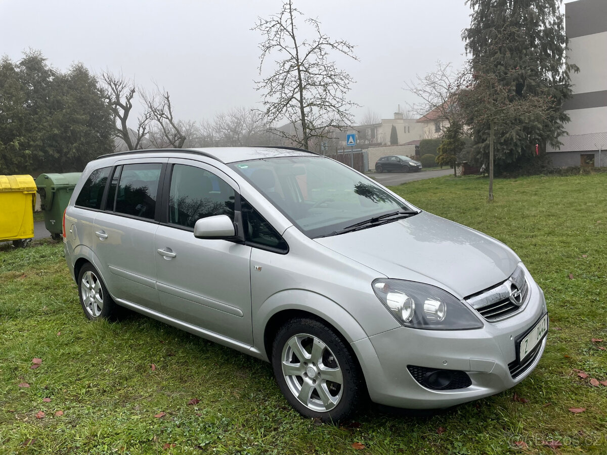 Opel Zafira B, 1.8, 103kw, benzin, 7 míst, 79tis km