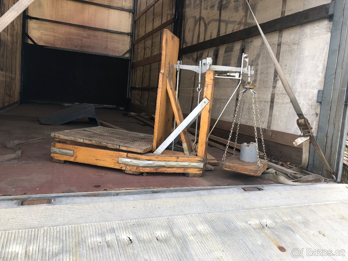 Starožitná Váha decimálka