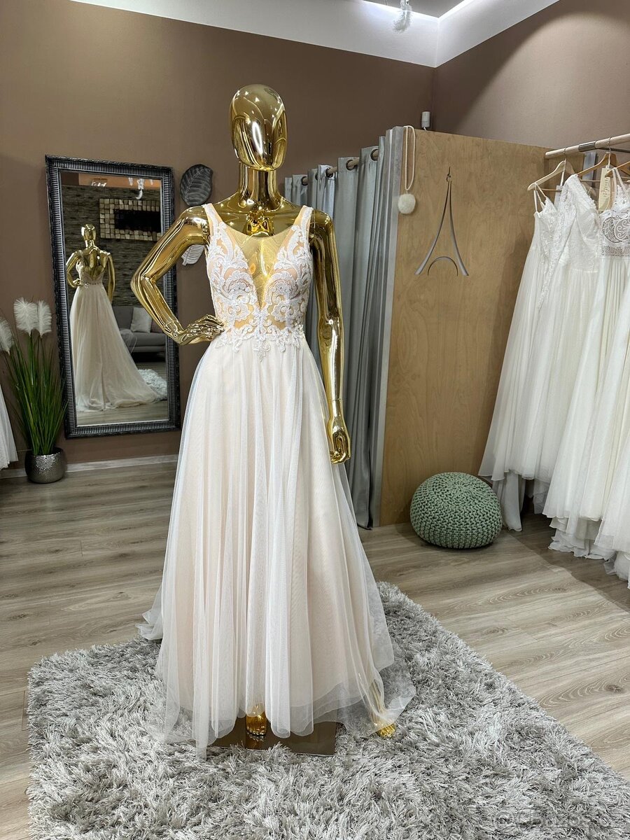 Boho svatební šaty