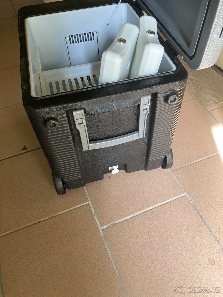 Prodám autolednicku 45L