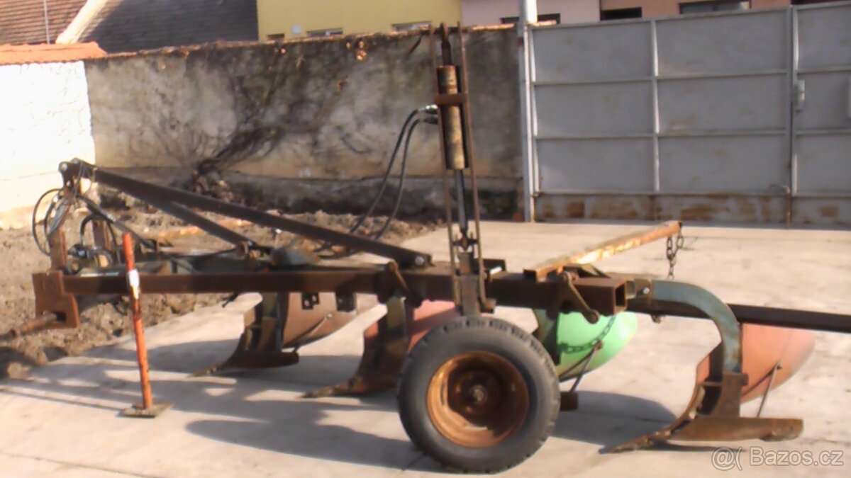 Roudnický pluh - čtverák