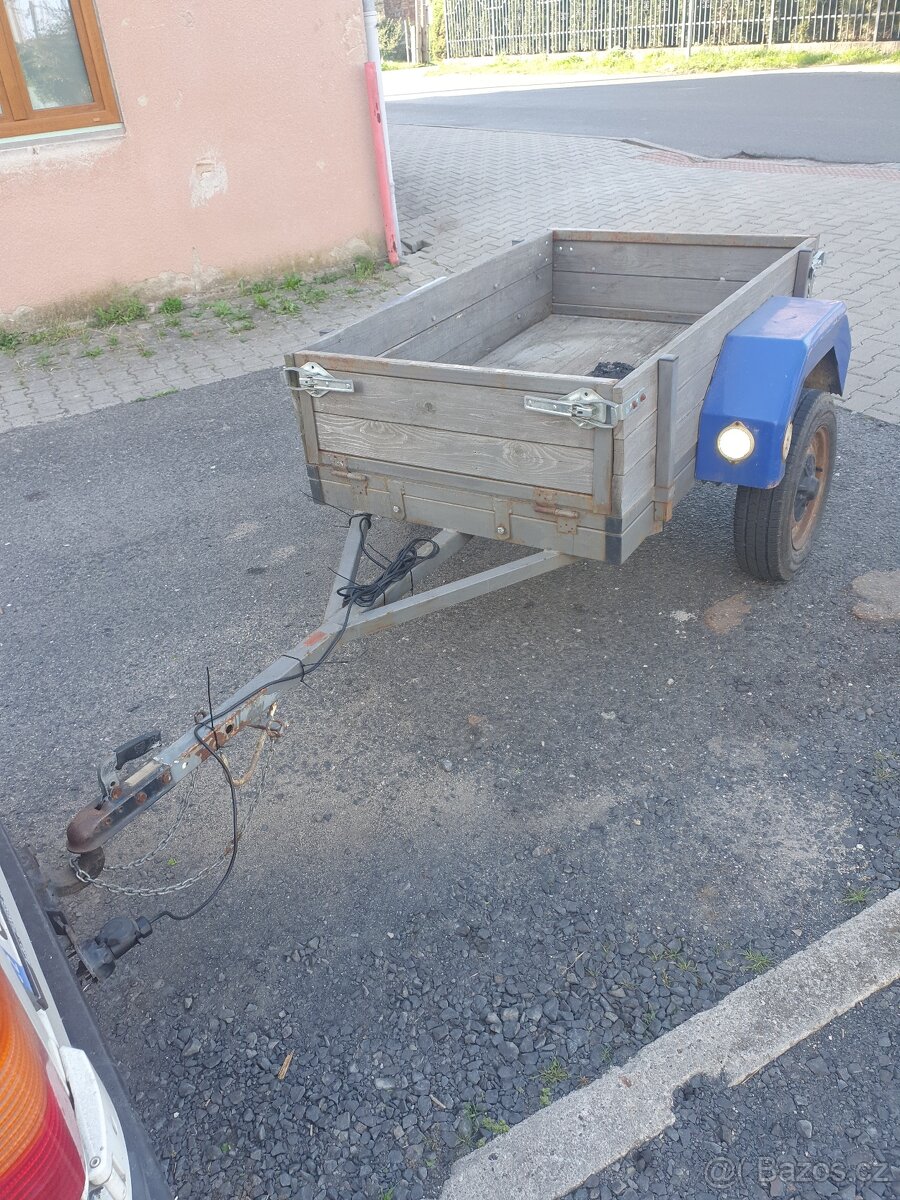 Privesny vozik