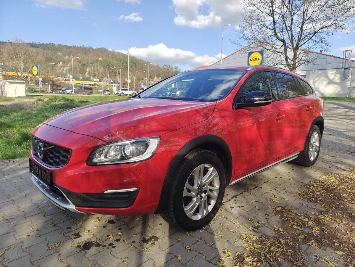 Volvo V60 Cross Country D3 odpočet DPH