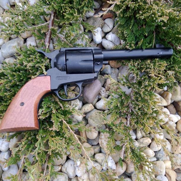 Plynova pistole,revolver bruni picemaker-Bez registrace