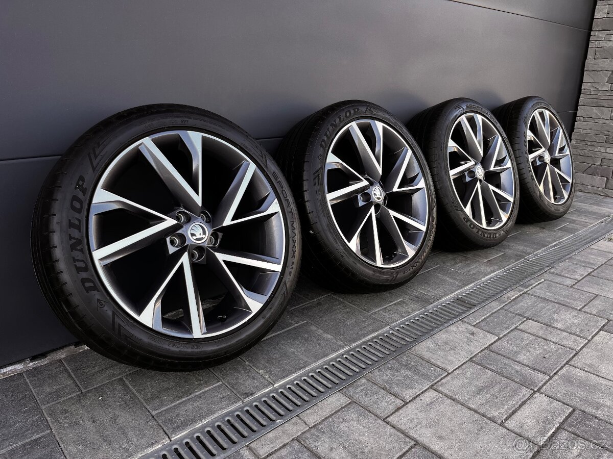 Originál Škoda Kodiaq 235/45 r20 Dunlop