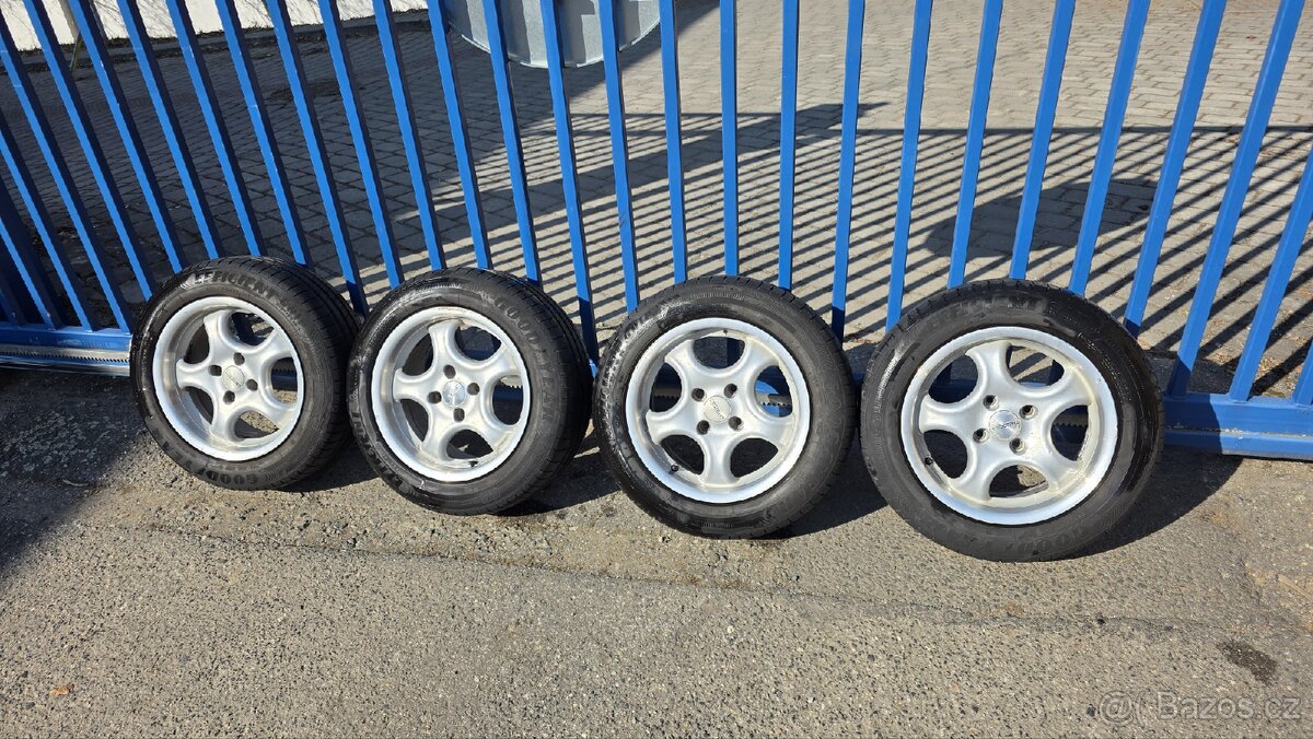 Kola Dezent R15 4x108