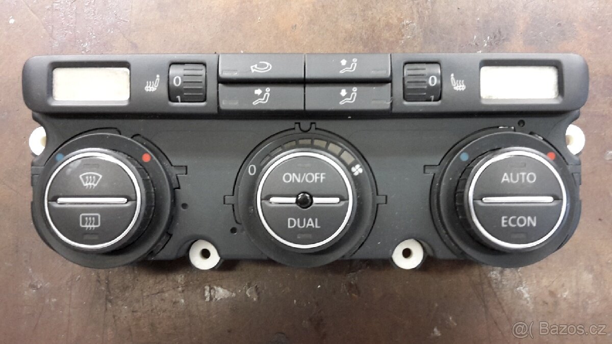 VW Touran - panel climatronicu s výhřevem sedadel