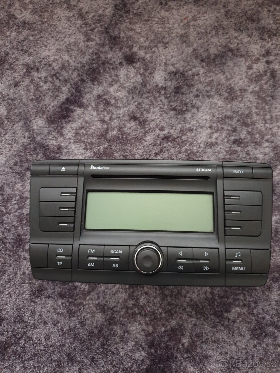 Radio octavia 2
