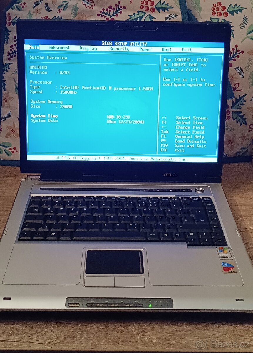 Asus Z9200 funkční, bez HDD, RAM 256MB