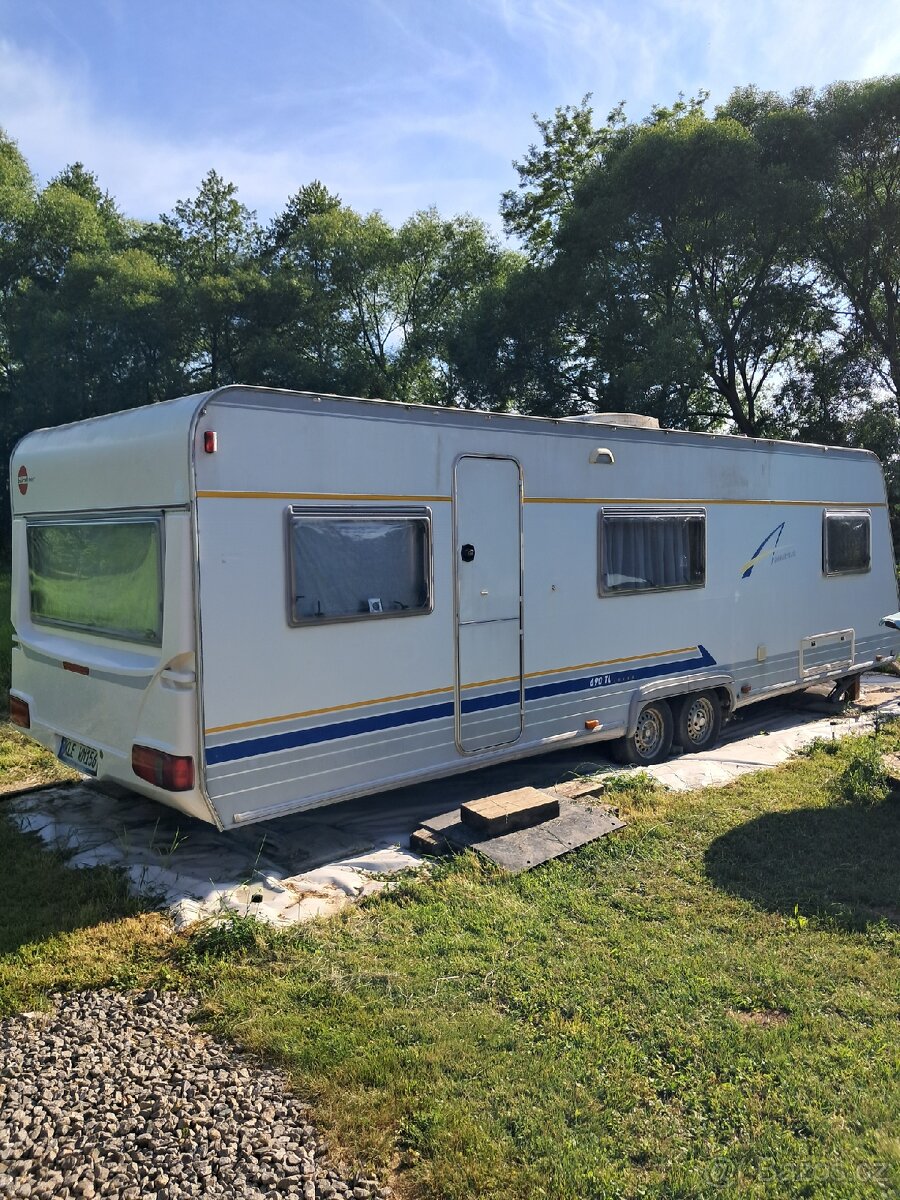 Obytný karavan
