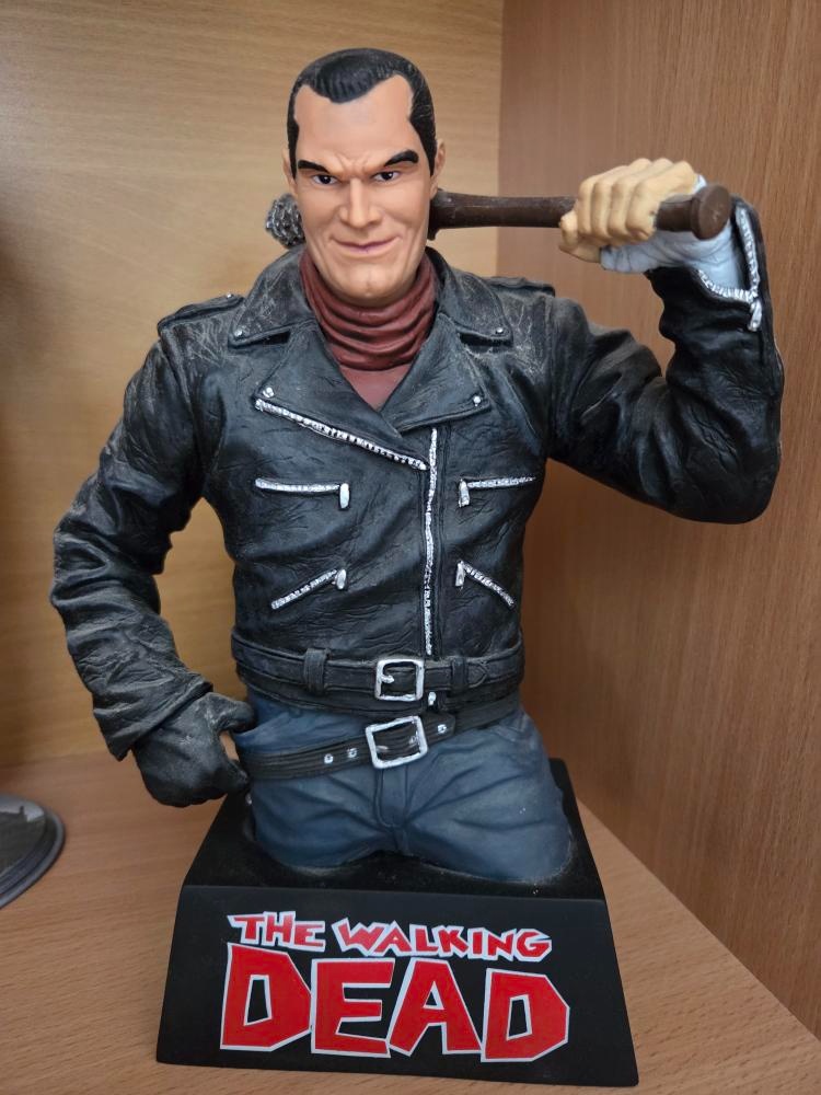 Negan bysta - The Walking dead