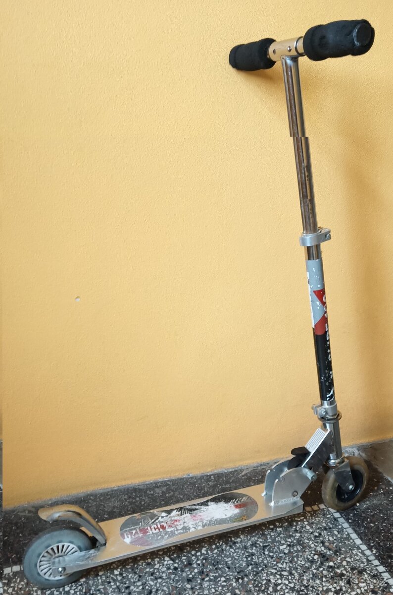 Dětska skládací koloběžka