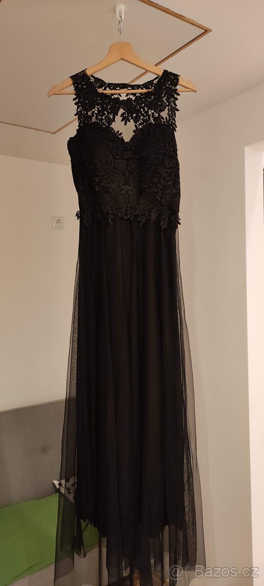 Nádherné černé plesové šaty se zdobením, vel. M – nové s vis