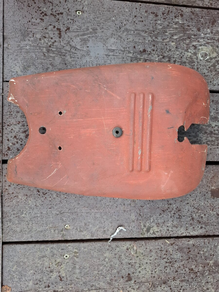 Jawa 21 - pionýr - prsíčka