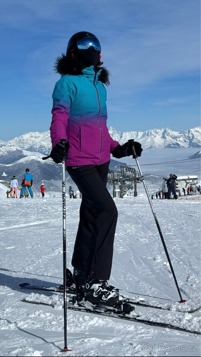 Lyžařské dámské oblečení O'Neill + boty Moon Boot 39/41