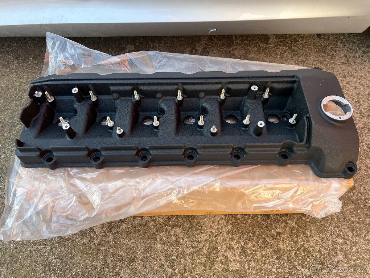 BMW E36 M3 3,2 S50B32 ventilové víko NOVÉ 1403962