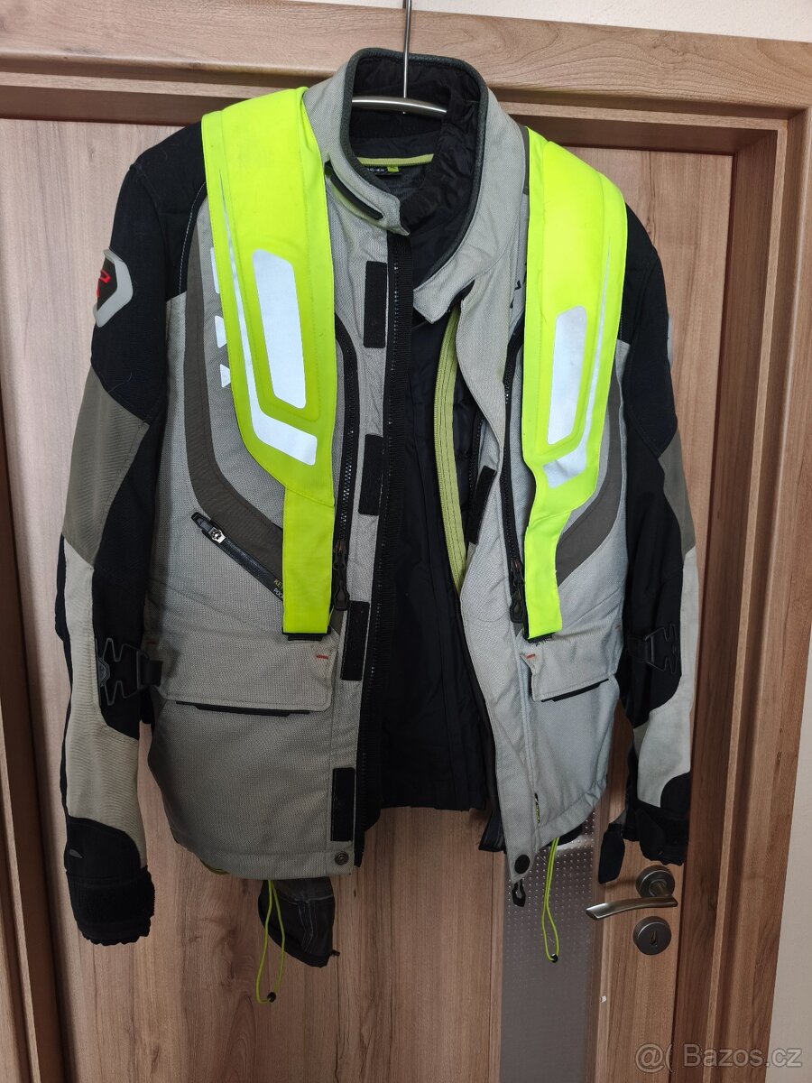 Bunda na motorku Macna