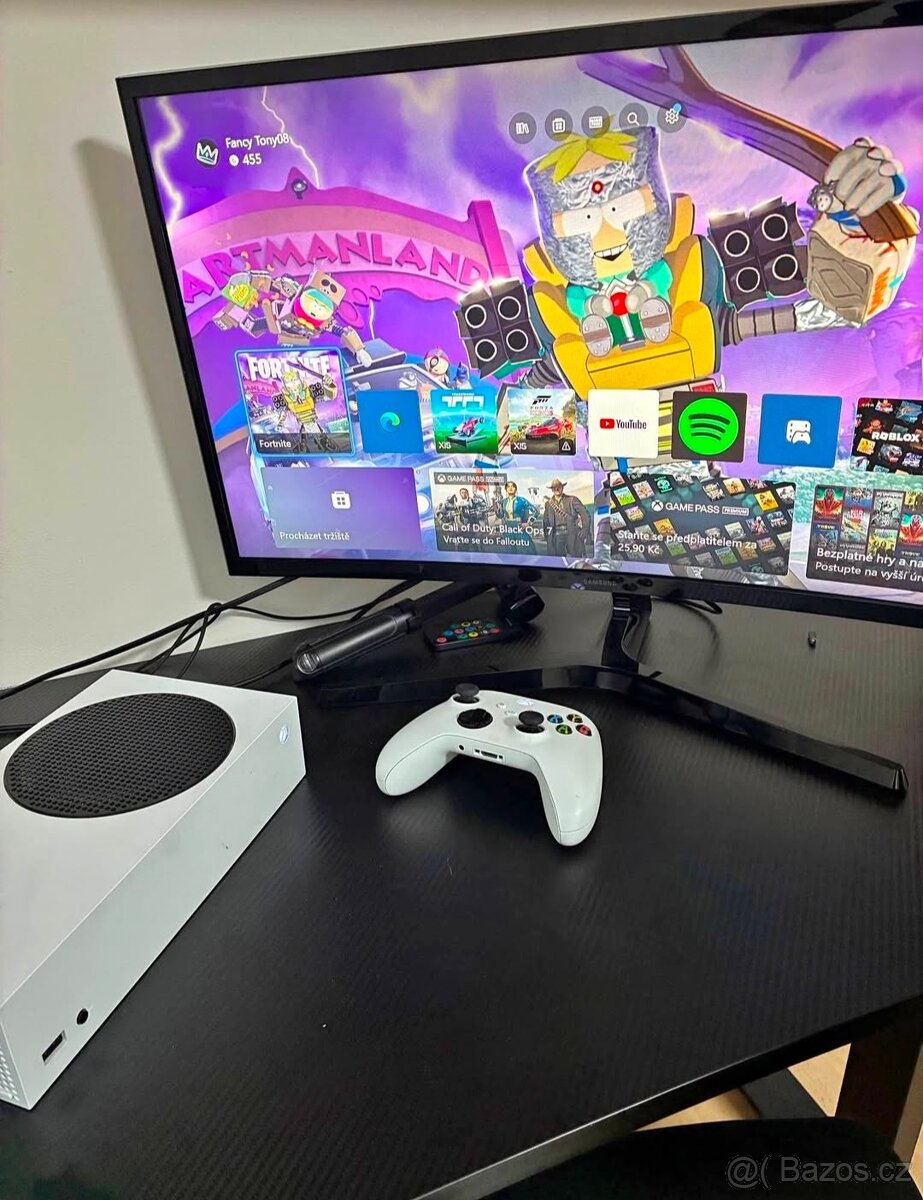 Prodám Xbox Series S v top stavu